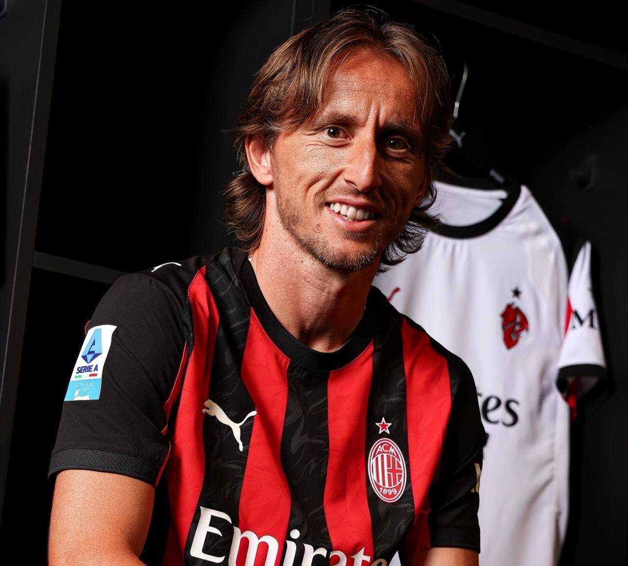 百家乐新手进阶先管住手（百家乐新手进阶，先学会克制）