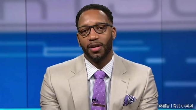 威少成为历史上连续3场砍25分+5板+5助年纪最大的控卫