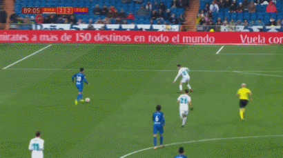 突发：曼城确认独家消息，麦克斯·阿莱恩从沃特福德的租借期已被提前召回。 约什科·格瓦迪奥尔右腿胫骨骨折，将于本周晚些时候接受手术。 来源：转会专家罗马诺