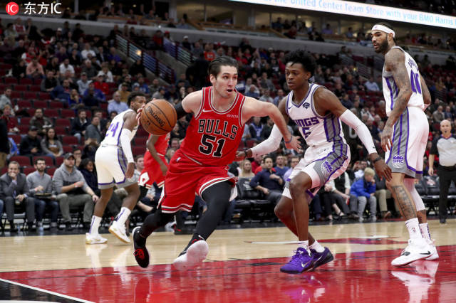 在区域内组 在区域内组